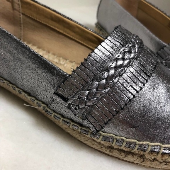 Splendid Jaime Metallic Silver Slip-On Espadrille Shoes 7 Fringe Women’s - Picture 6 of 8